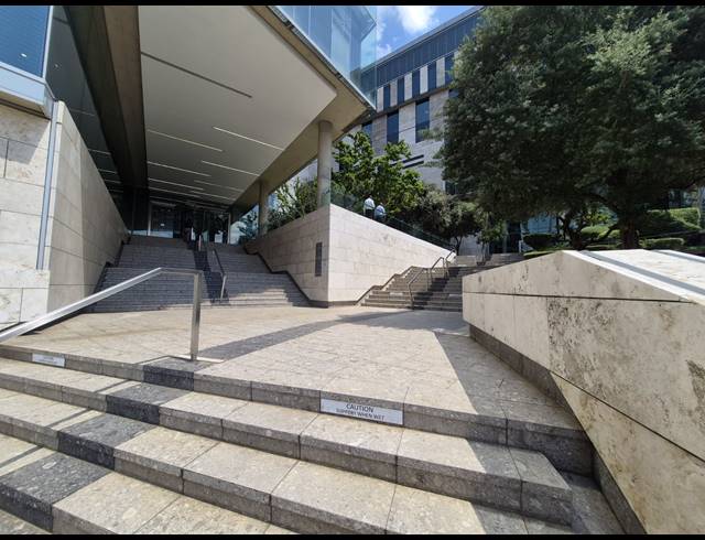 1,155M² OFFICE TO LET IN SANDTON CENTRAL